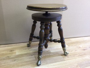 #ST05 Used Piano Stool